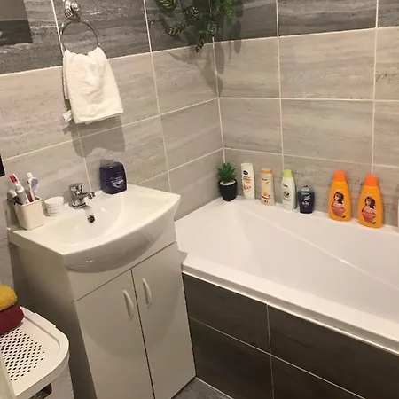 Apartment Cely Byt Rz Den Predem *